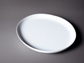 シンプルなお皿のフリー素材